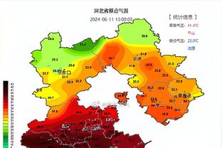 手感爆棚！詹姆斯开场4投全中拿到10分3板3助