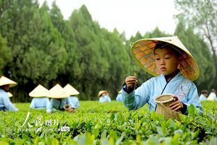 体图：拜仁在密切关注齐尔克泽的成长，球队有回购&分成条款